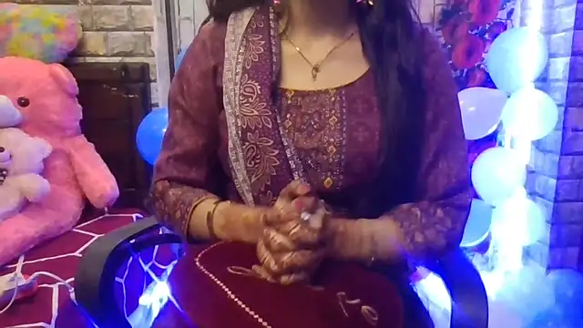 Sexy_iknoor's cam snapshot