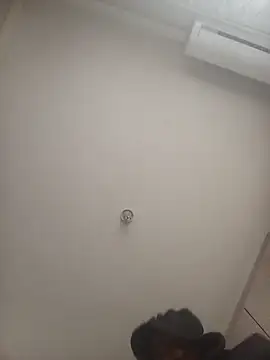 Leroyhotess live sex cam