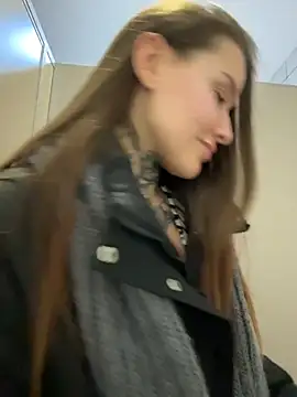 KishaMur live sex cam