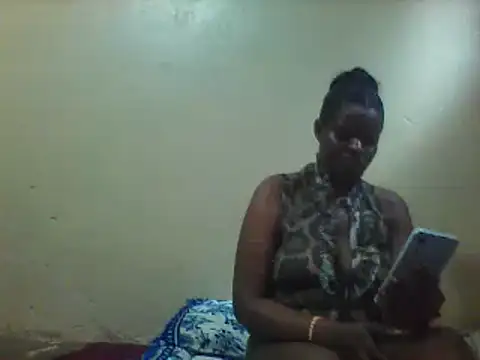 creamyhairy_puss's cam snapshot