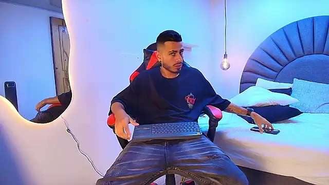 MatthewCullen live sex cam