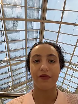 MiaTee's cam snapshot