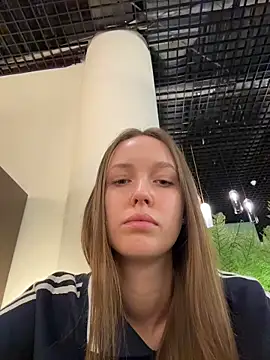 ElliRose live sex cam