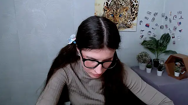 MaryEm976's cam snapshot