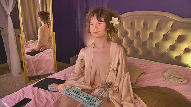 Lilly_Stark's cam snapshot