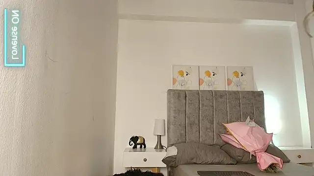 Lucy_Carson_'s cam snapshot