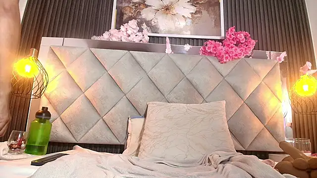 Slut_Milf_'s cam snapshot