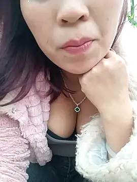 Melylyna live sex cam