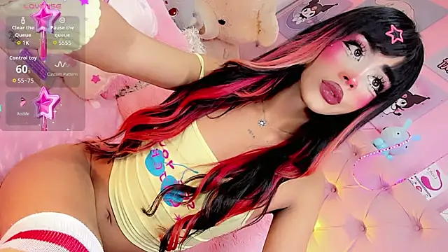 Cute_Roxxy live sex cam