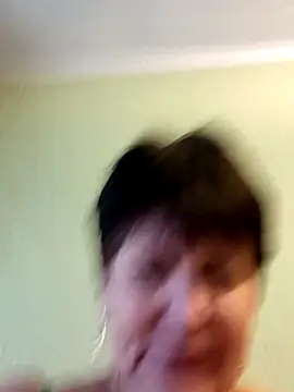 IrchykLove live sex cam