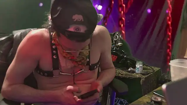 MasterDaddyCool live sex cam