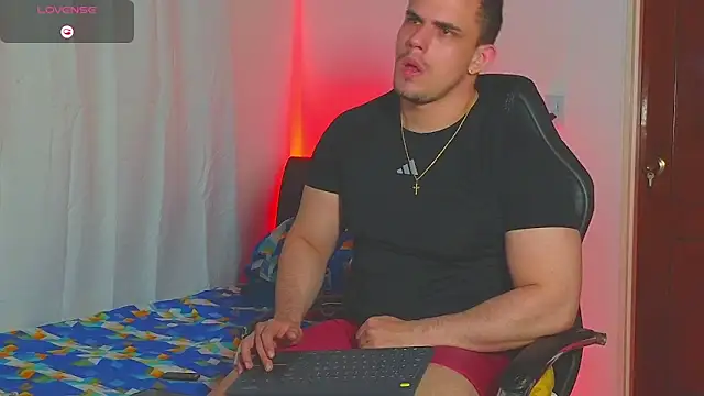 Regansmiths live sex cam