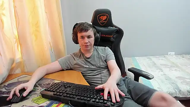 iliaskrislove live sex cam