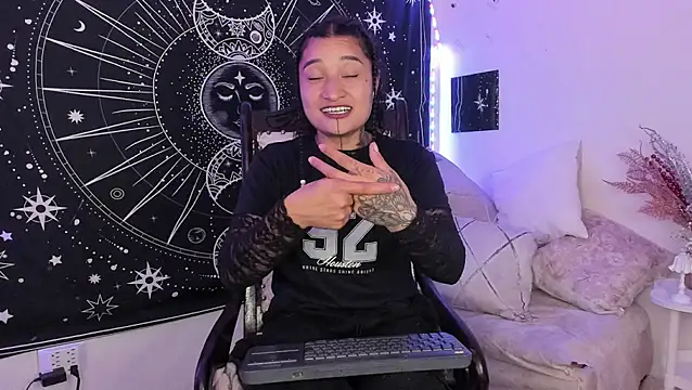 Eva_Lee_'s cam snapshot