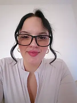 JUJUICY- live sex cam