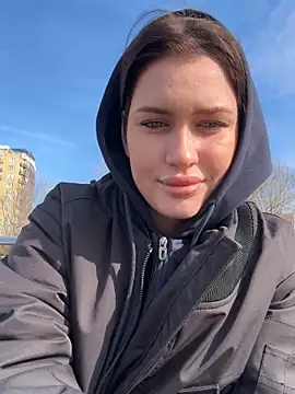 KikiWatson live sex cam