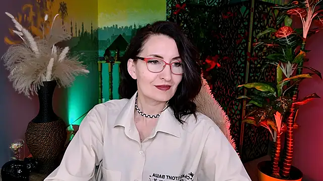 UnaTerra live sex cam