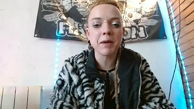 spiralhokkaido23 live sex cam