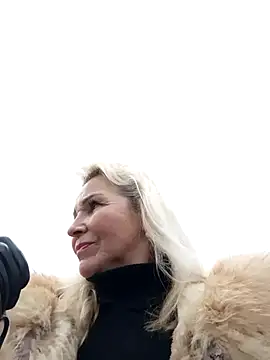 CassandraSandra44 live sex cam