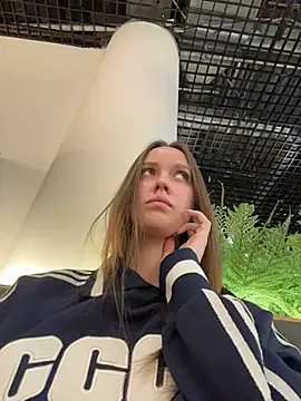 ElliRose live sex cam