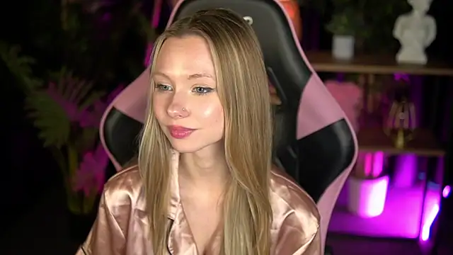 SweetDaisy_me's cam snapshot