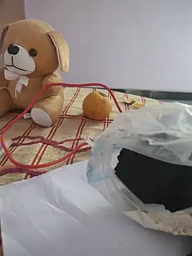 supriyatamil's cam snapshot