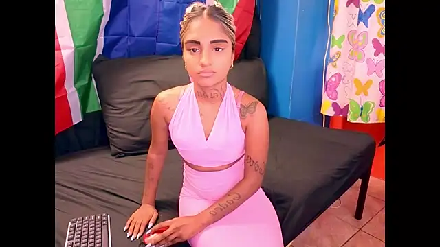 indiansumaya29 live sex cam