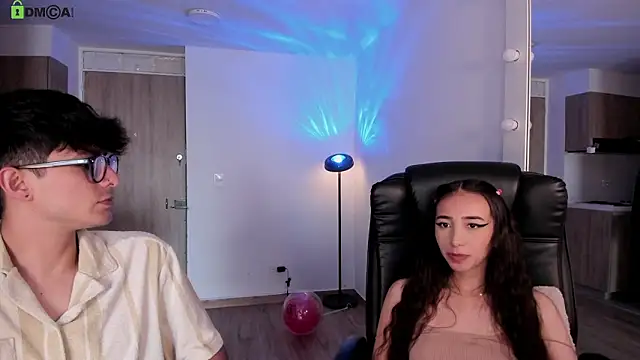 Mikeyvioleta_ live sex cam