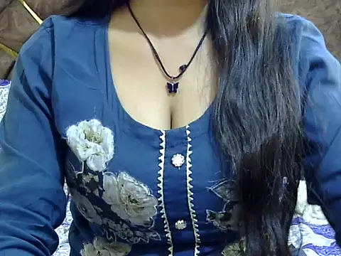 Cute_Aayera's cam snapshot