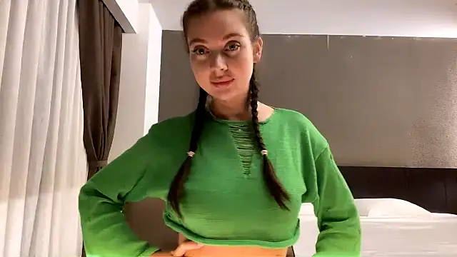 Kate_Nurofsen's cam snapshot