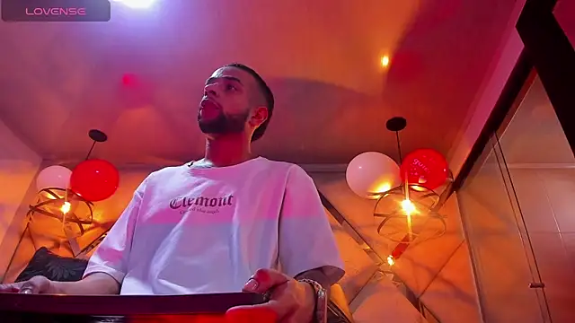 Aiden_Cash7 live sex cam