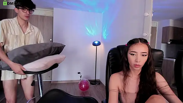 Mikeyvioleta_ live sex cam