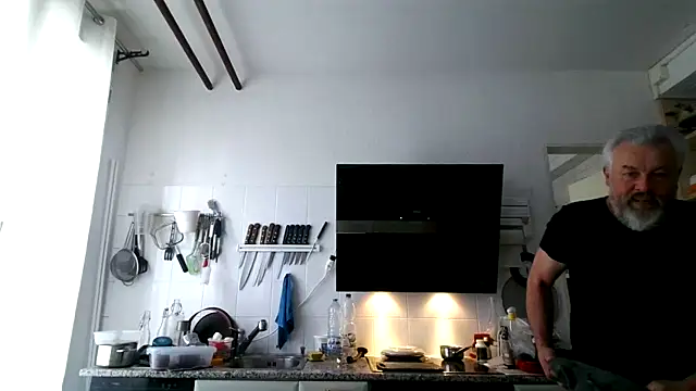 Berg_Boy live sex cam