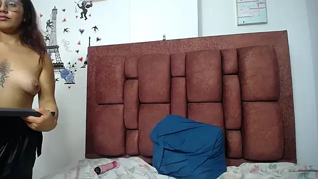 vzafiroper live sex cam