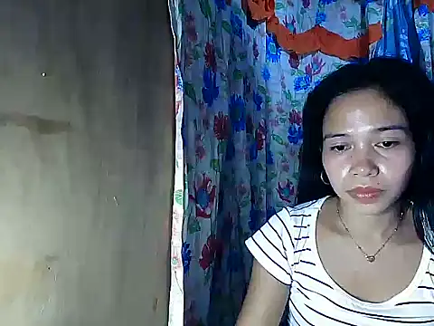 PinaySkinnyGirl live sex cam