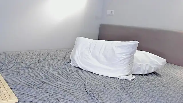 PuddingPantie's cam snapshot