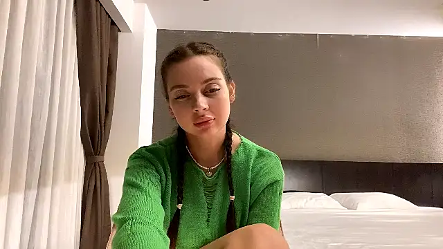 Kate_Nurofsen's cam snapshot