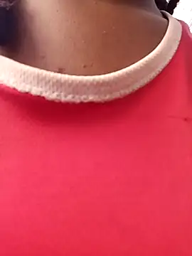 Bootyful_me's cam snapshot