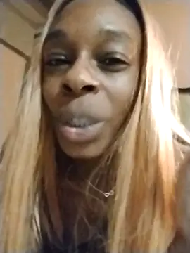 Jasmine_FullsShine's cam snapshot