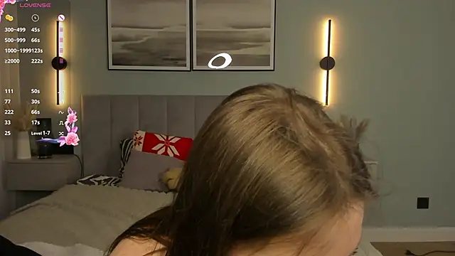 EmelySwickheimer's cam snapshot