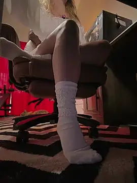 MarlaFknSinger live sex cam