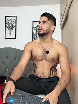 Maximiliano_ford live sex cam