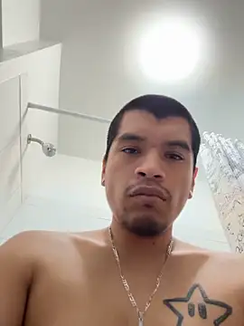 Hottdaddii live sex cam