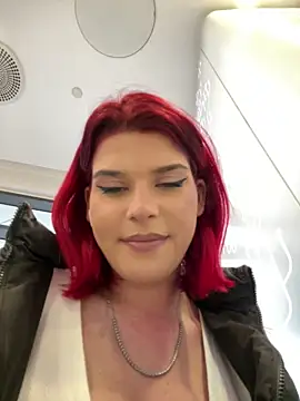 RiriRoseey live sex cam