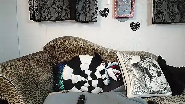 Missy-Dee's cam snapshot