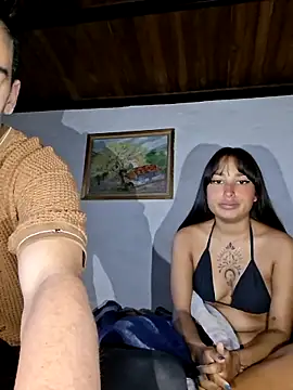 Bonnie_Clydeee live sex cam