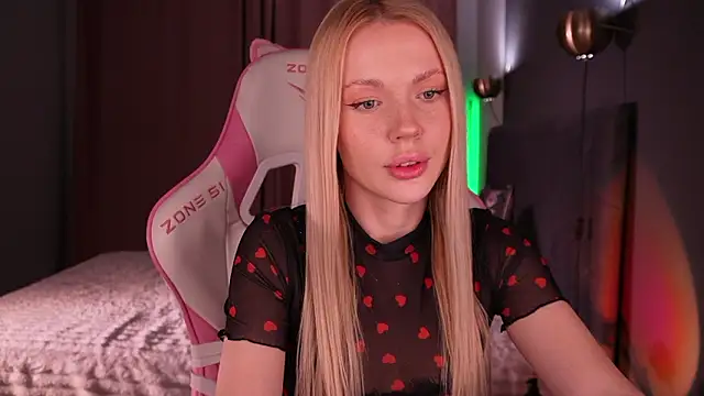 cutebon's cam snapshot