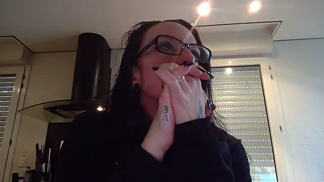 FITGIRL-MAEVA live sex cam