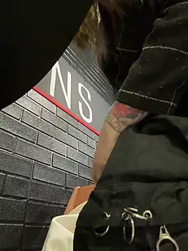 PumaShyXD live sex cam