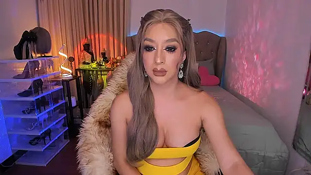 GoddessTransContessa live sex cam